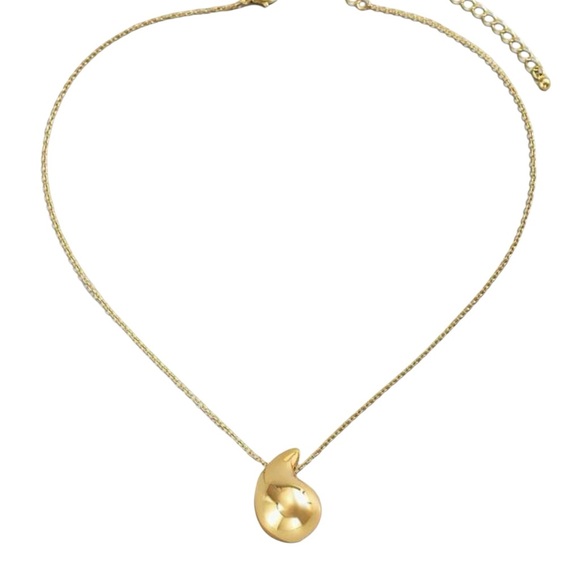 Women Gold Tear Drop Shaped Pendant Necklace - Picture 5 of 5